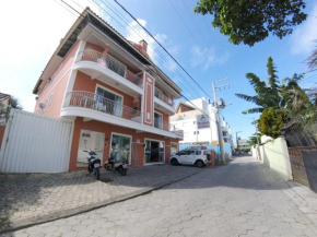 Ed Merluza, Centro de Bombinhas